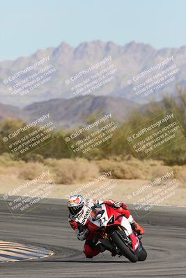 media/Nov-16-2025-Race Pace (Sun) [[8c5fa54630]]/Non Verified Riders (1st 20 Minutes)/2-Turn 10 (1010am)/